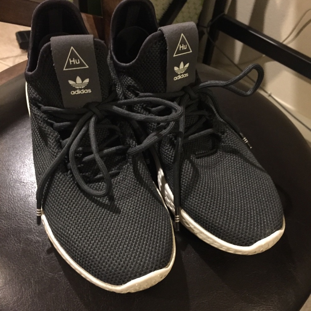 Pharrel williams Hu sneakers adidas